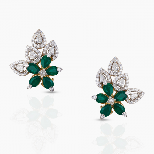 Mordern Five Petal Emerald Earrings