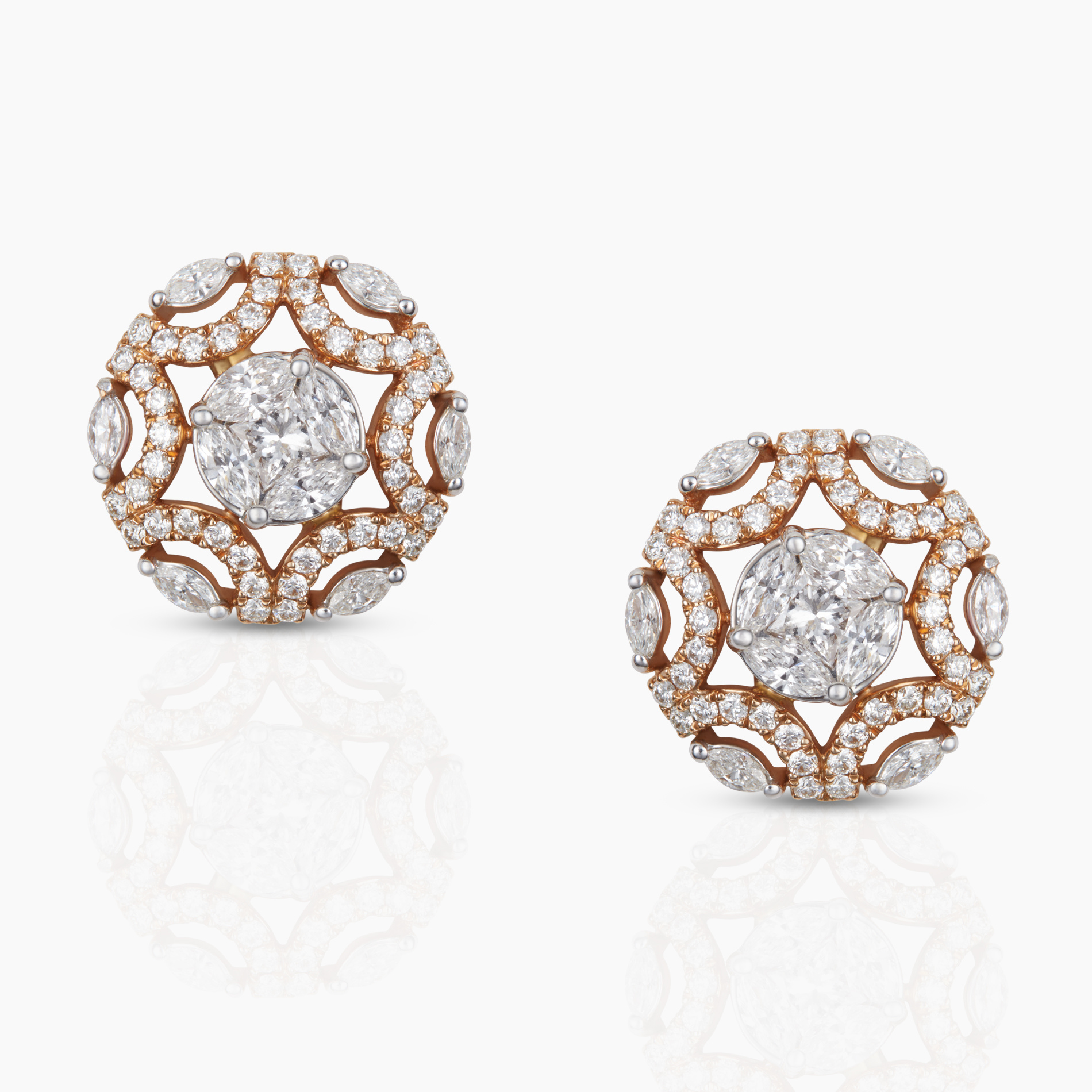 Minimalistic Concentric Diamond Studs