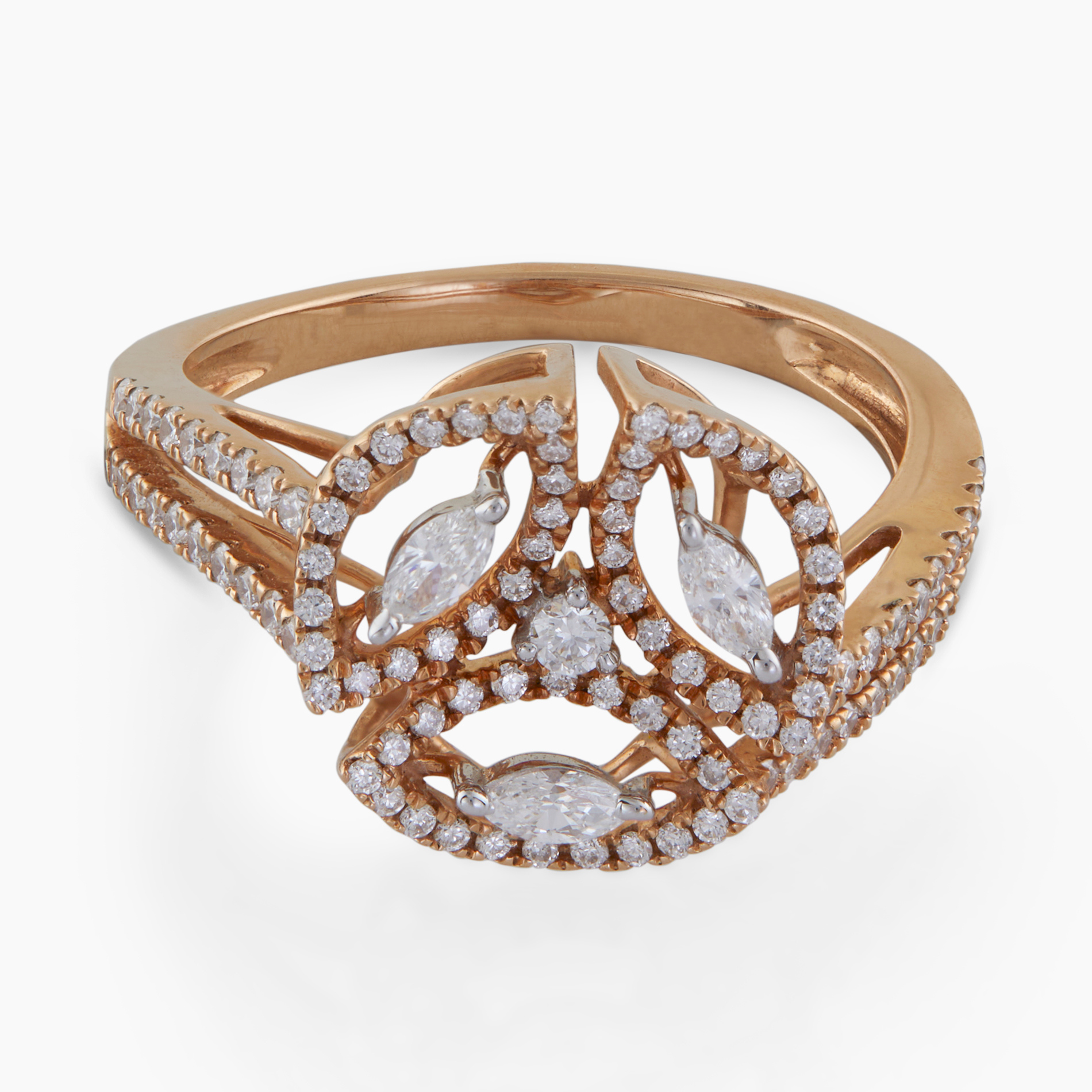 Classic Trinity Petal Ring