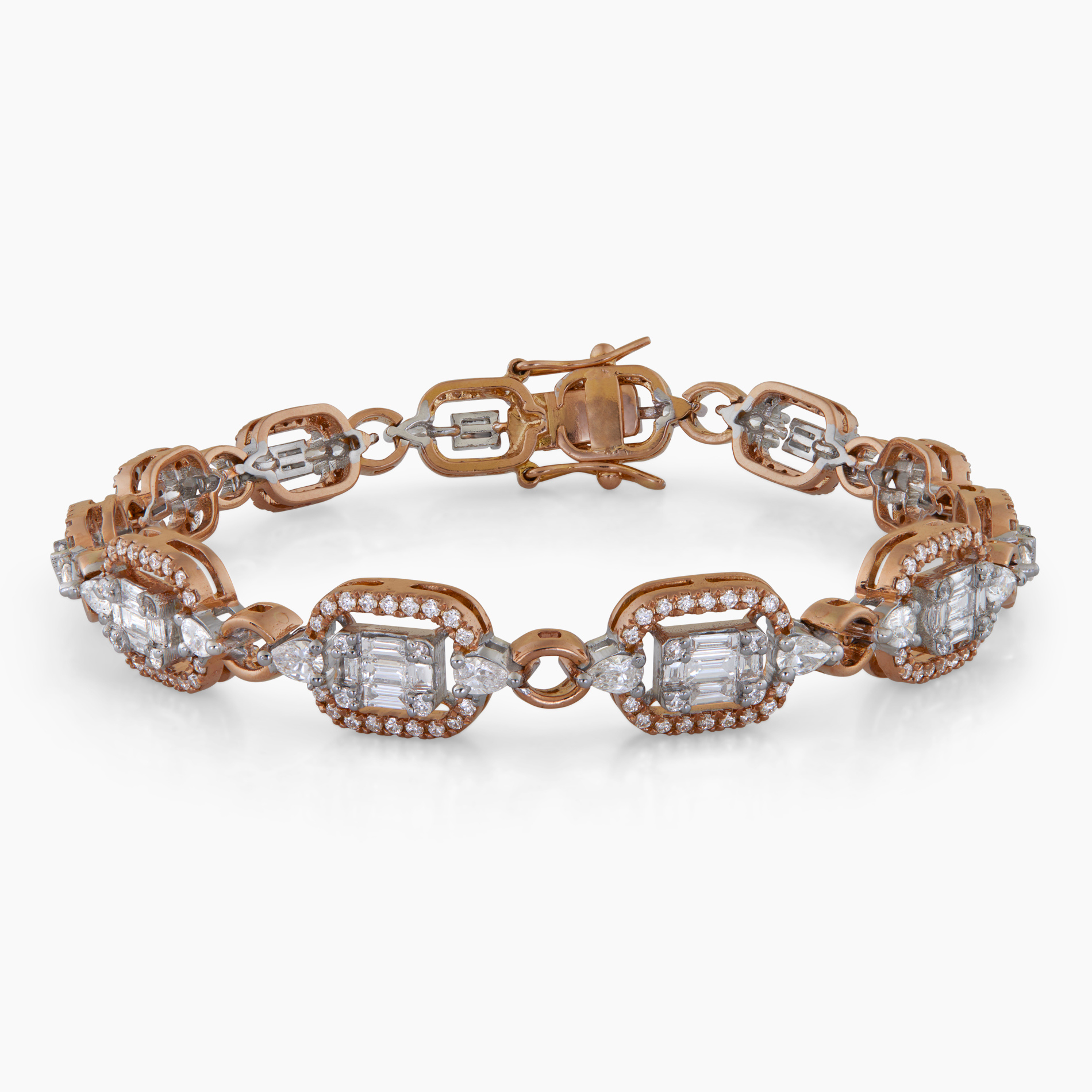 Baguetted Interlocking Bracelet