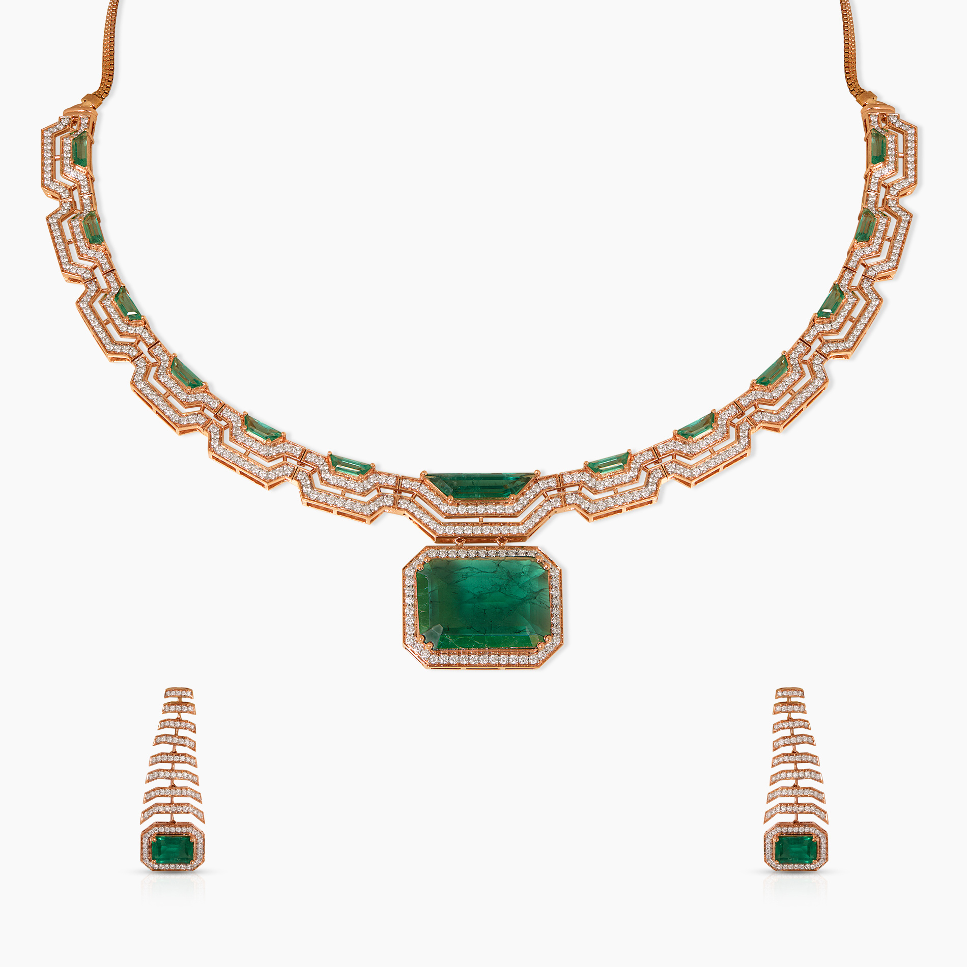 Classic Stepped Green Neckset